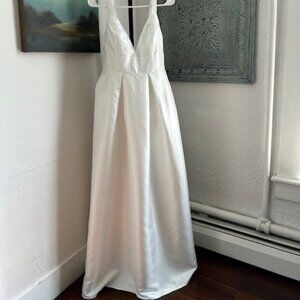 Ready For Romance Ivory Sleeveless Maxi Dress with Pockets Style 1915356 NWT M